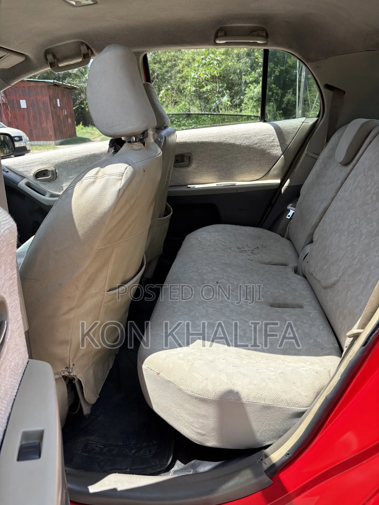 Toyota Vitz 1.3 FWD 3dr 2010 Red