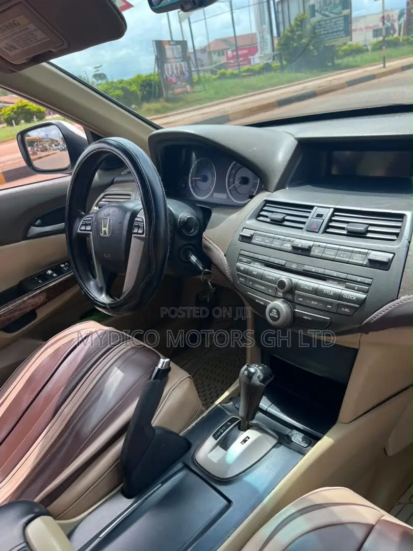 Honda Accord Sedan EX Automatic 2010 White