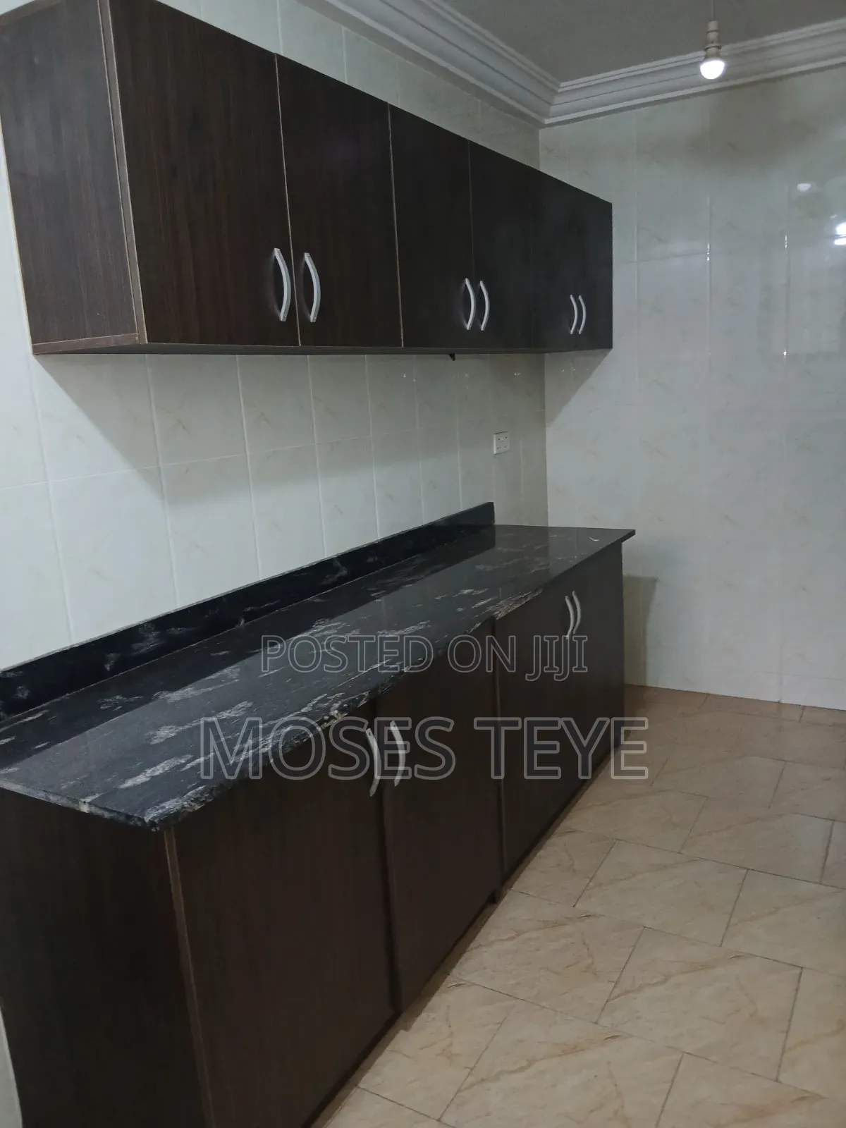 Mini Flat in Mifund Real Estate, Amrahia for rent