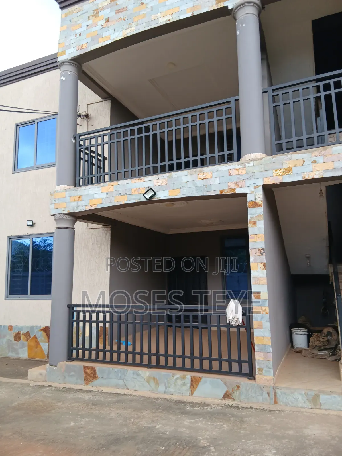 Mini Flat in Mifund Real Estate, Amrahia for rent