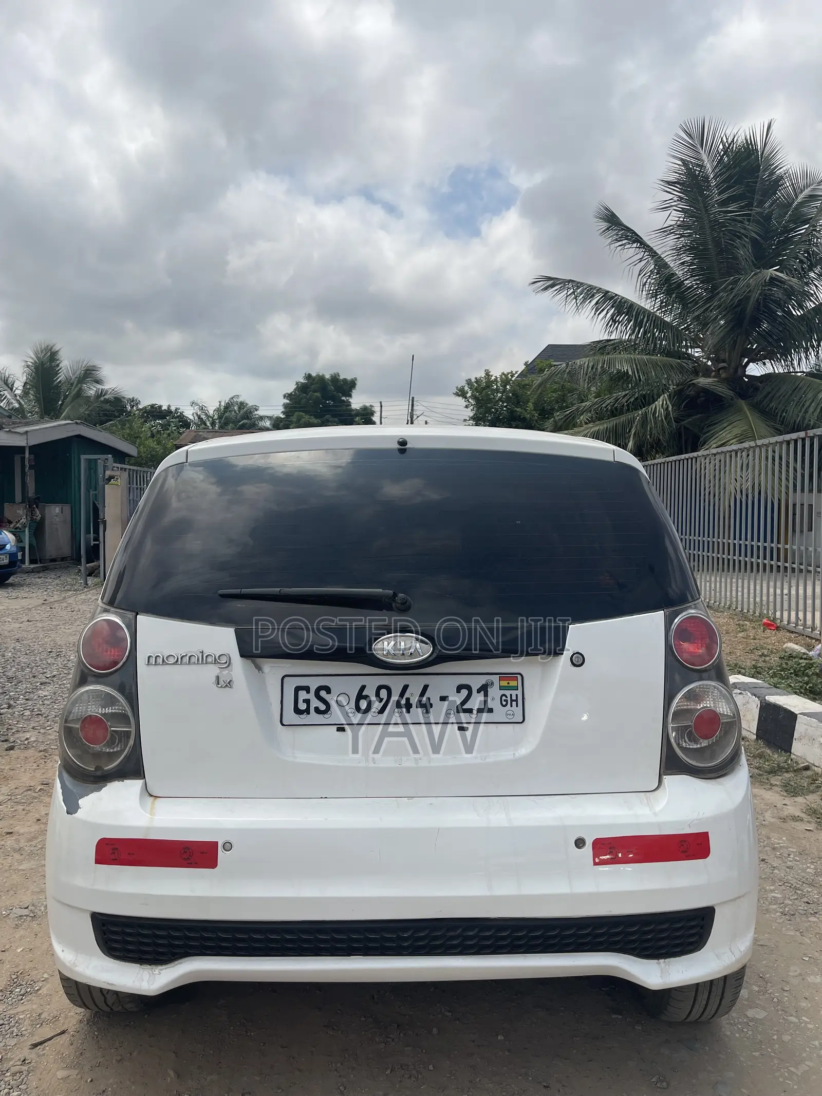 Kia Morning 2010 White
