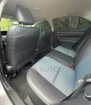 Toyota Corolla S 4dr Sedan (1.8L 4cyl CVT) 2015 Silver