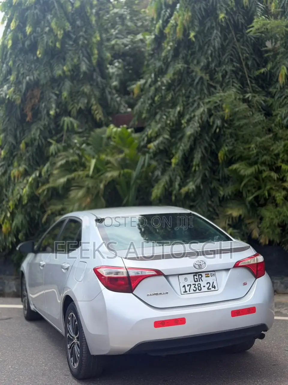 Toyota Corolla S 4dr Sedan (1.8L 4cyl CVT) 2015 Silver