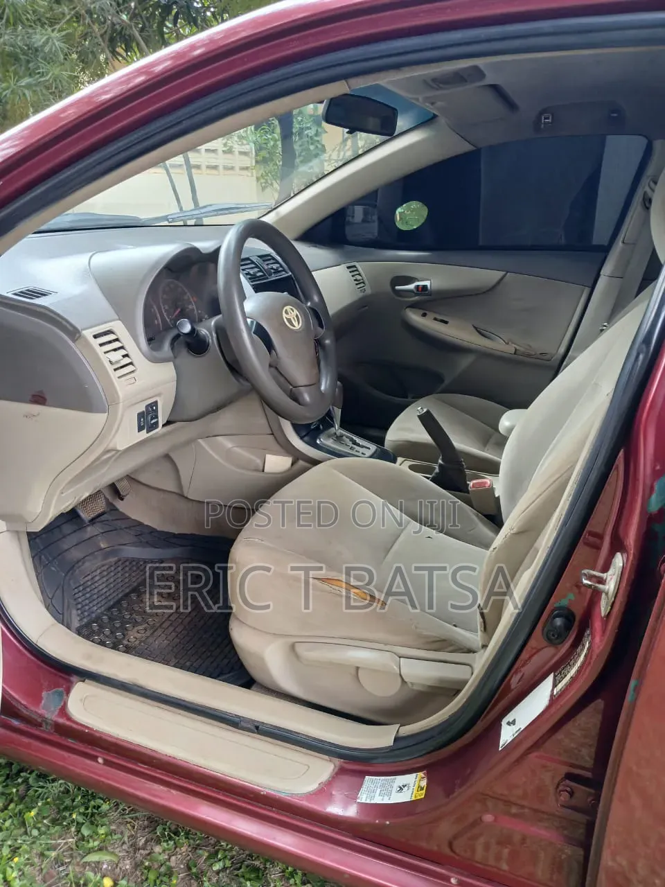 Toyota Corolla LE 4dr Sedan (1.8L 4cyl 4A) 2010 Red