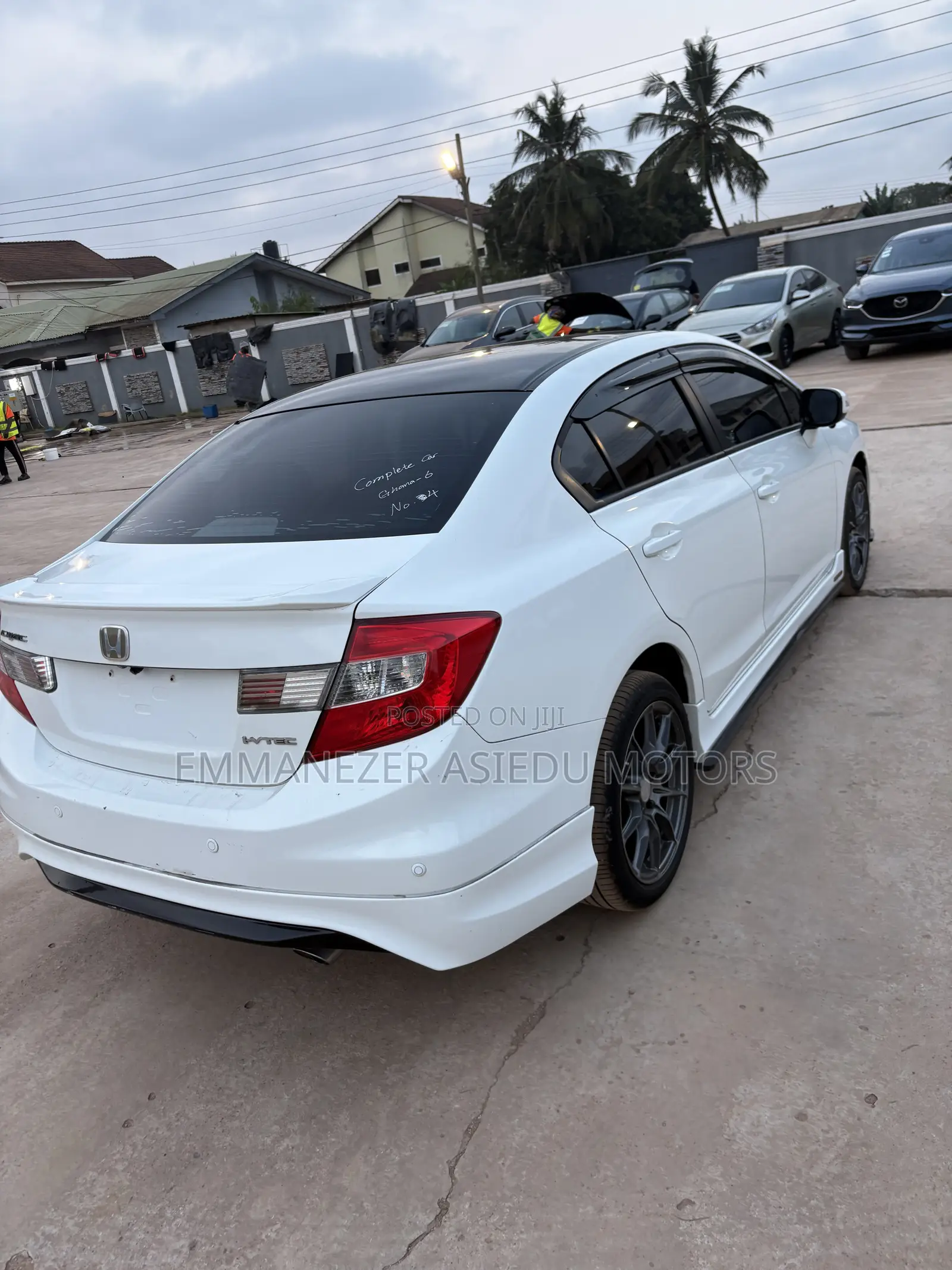 Honda Civic EX-L 4dr Sedan w/Nav (1.8L 4cyl CVT) 2014 White