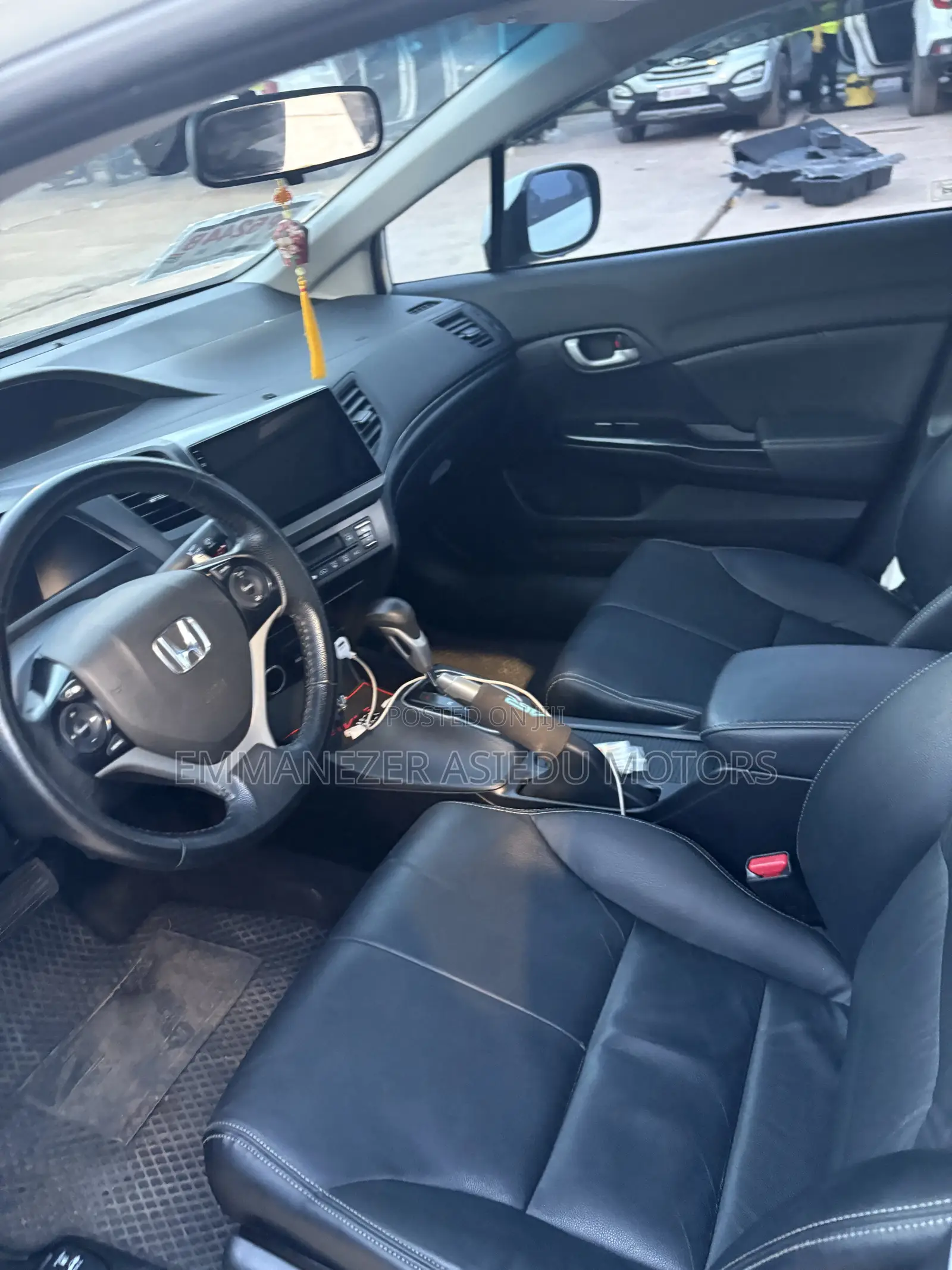 Honda Civic EX-L 4dr Sedan w/Nav (1.8L 4cyl CVT) 2014 White