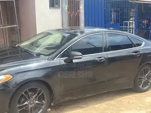 Ford Fusion SE 4dr Sedan AWD w/EcoBoost (2.0L 4cyl Turbo 6M) 2015 Black