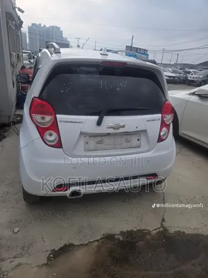 Chevrolet Spark 2014 White