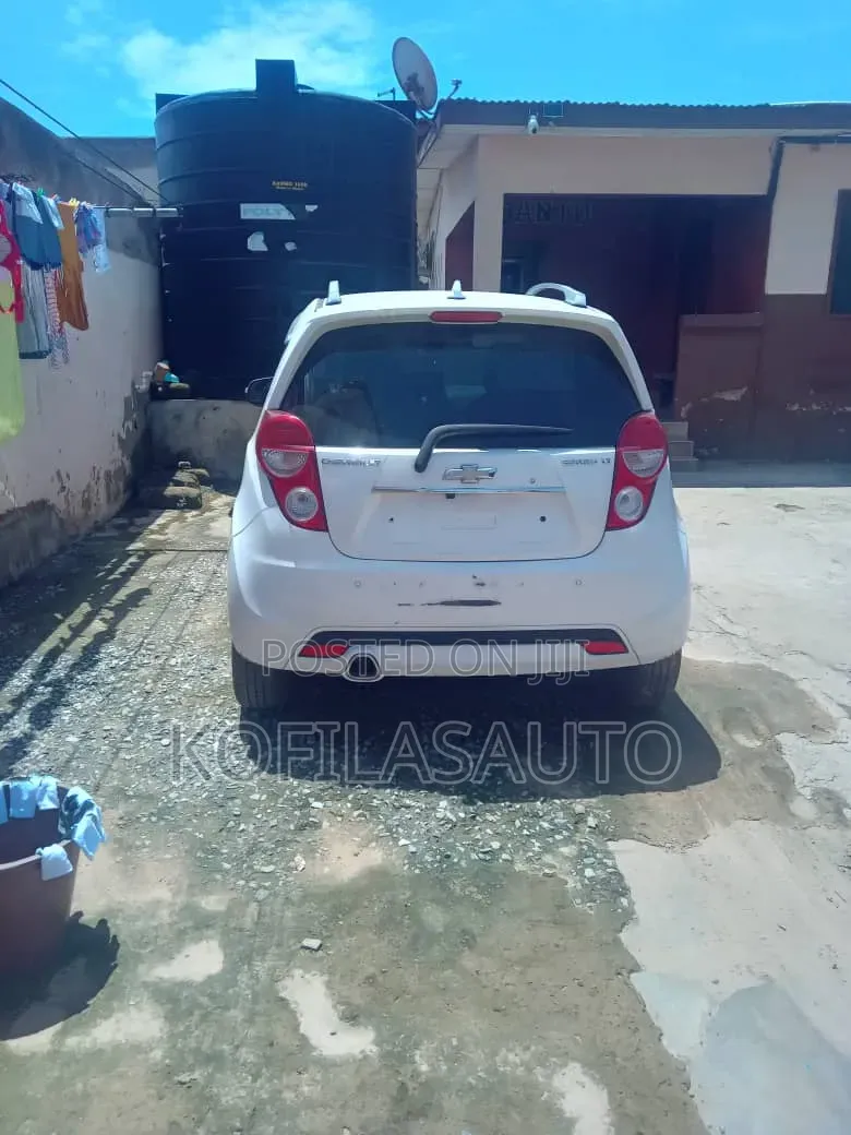 Chevrolet Spark 2014 White