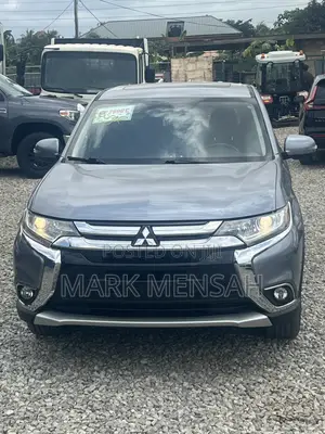Mitsubishi Outlander 2017 Gray