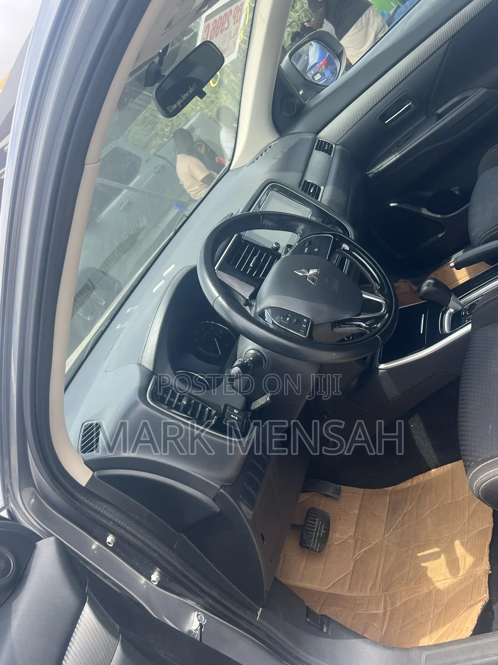 Mitsubishi Outlander 2017 Gray