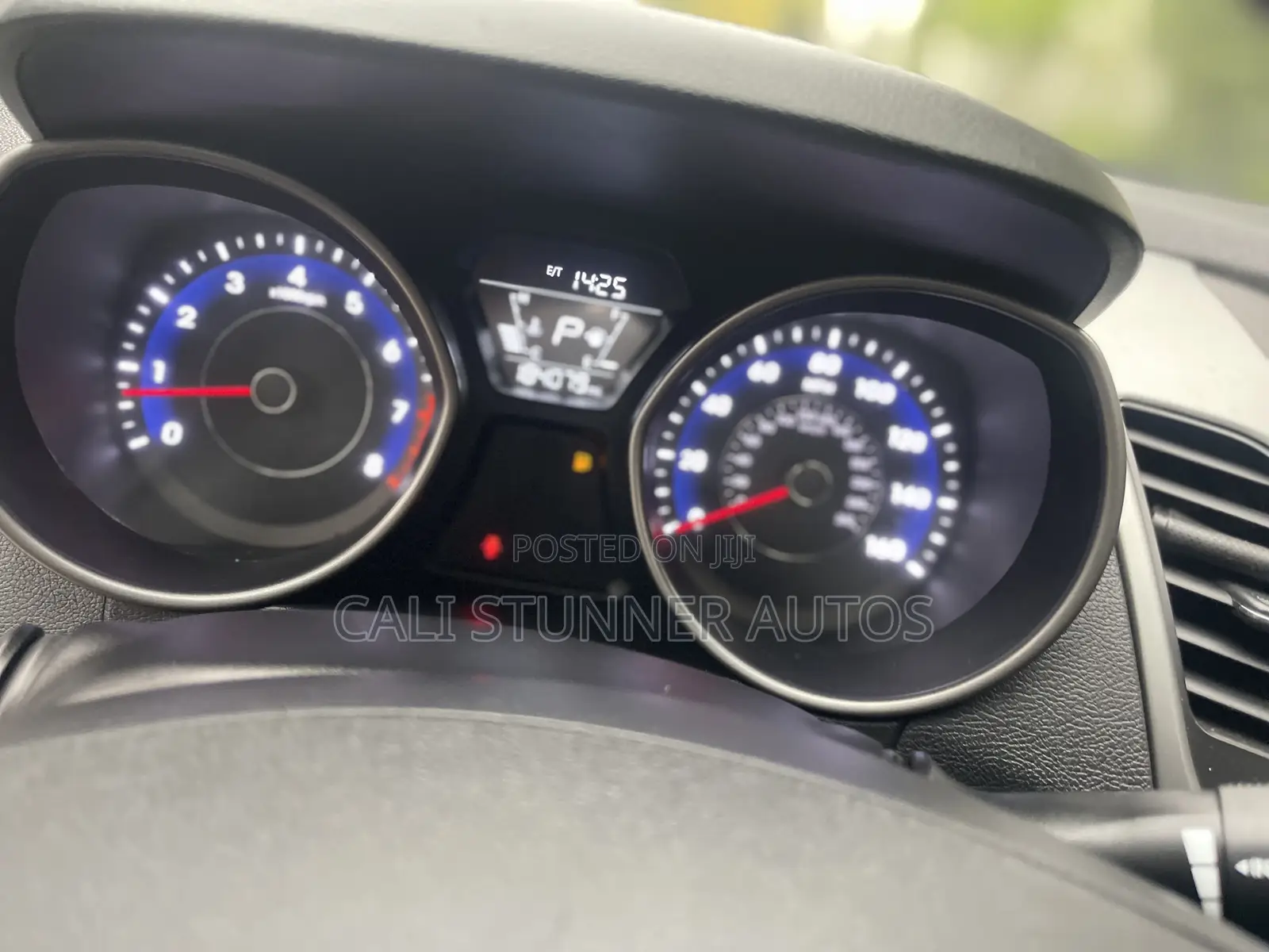 Hyundai Elantra Value Edition Sedan FWD (1.8L 4cyl 6A) 2016 White