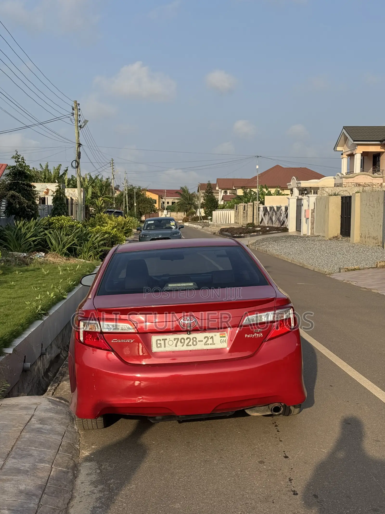 Toyota Camry SE 4dr Sedan w/Prod. End 11/13 (2.5L 4cyl 6A) 2014 Red