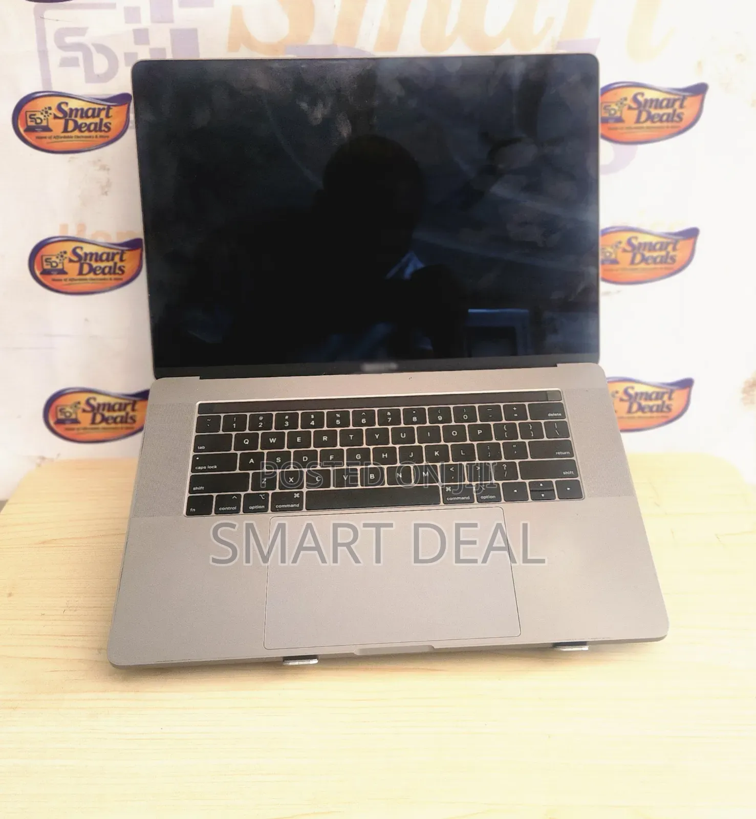 Laptop Apple MacBook Pro 2019 16GB Intel Core i7 SSD 512GB