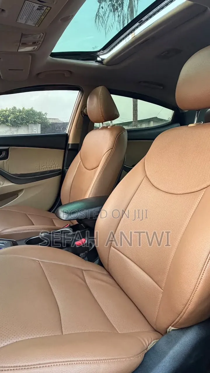 Hyundai Elantra 2013 White