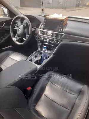 Honda Accord 2018 White