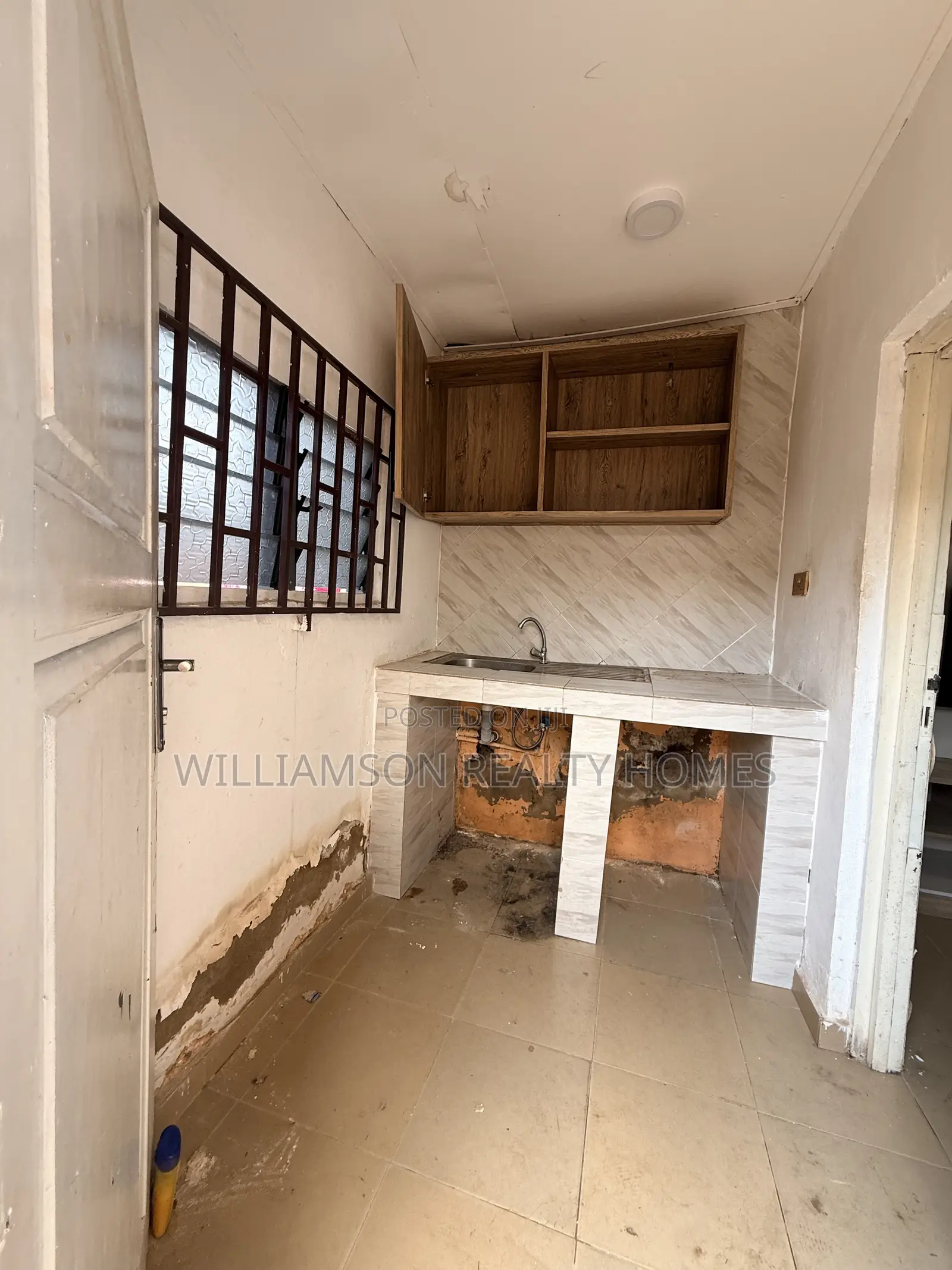 1bdrm Apartment in Hfc Estate Area, Spintex for rent