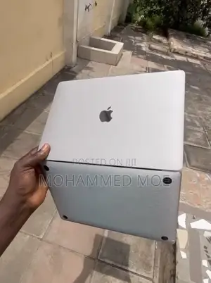 Laptop Apple MacBook Air 256GB Intel Core i5 HDD+SSD 500GB