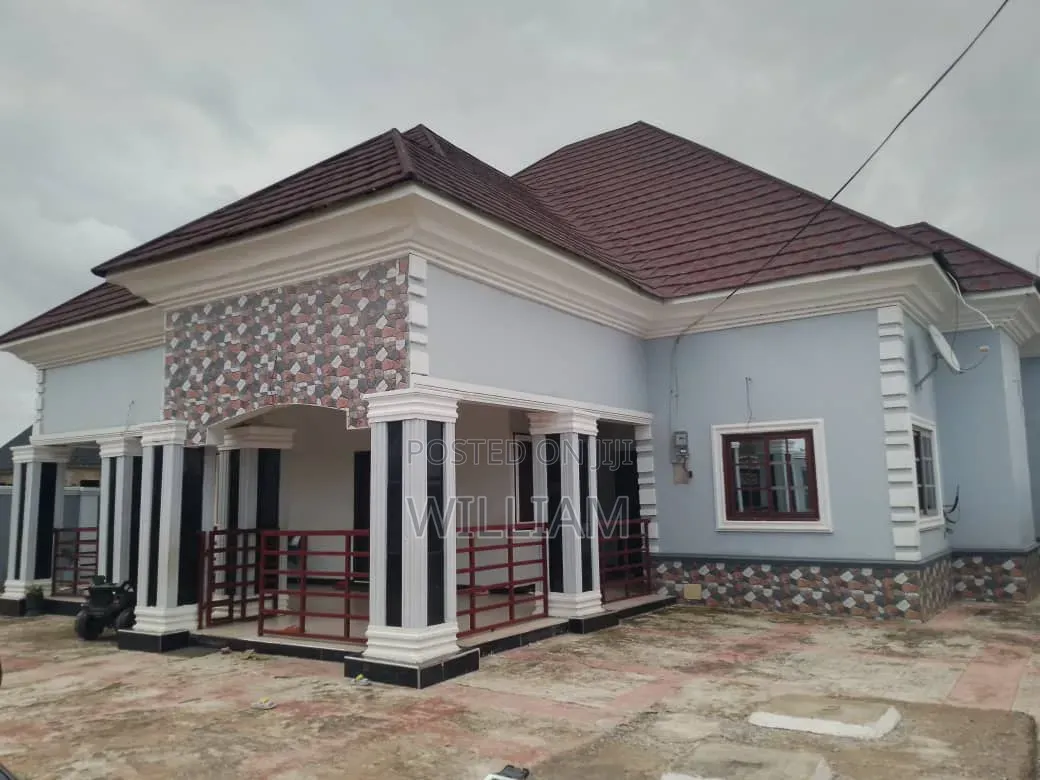 Furnished 4bdrm Duplex in Nurse Quarter, Awutu Senya East Municipal