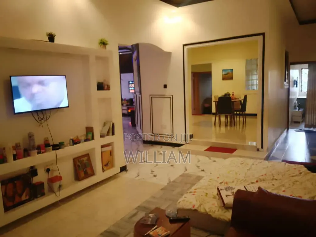 Furnished 4bdrm Duplex in Nurse Quarter, Awutu Senya East Municipal