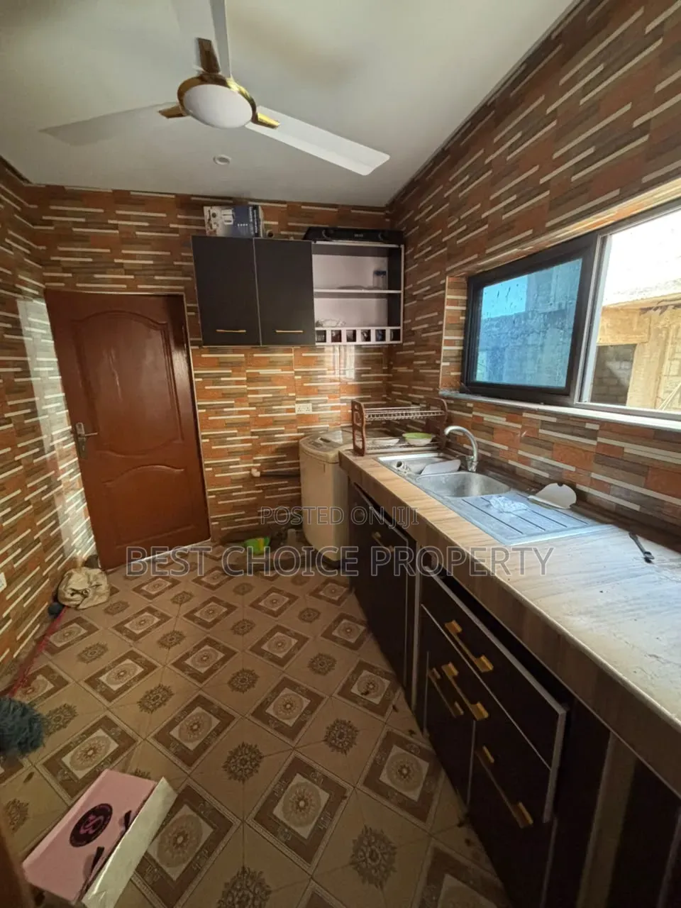 3bdrm Apartment in New Legon for rent