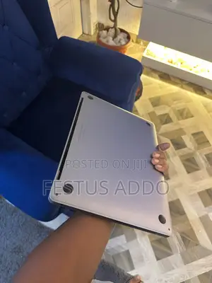 Laptop Apple MacBook Pro 2020 8GB Intel Core i5 SSD 256GB