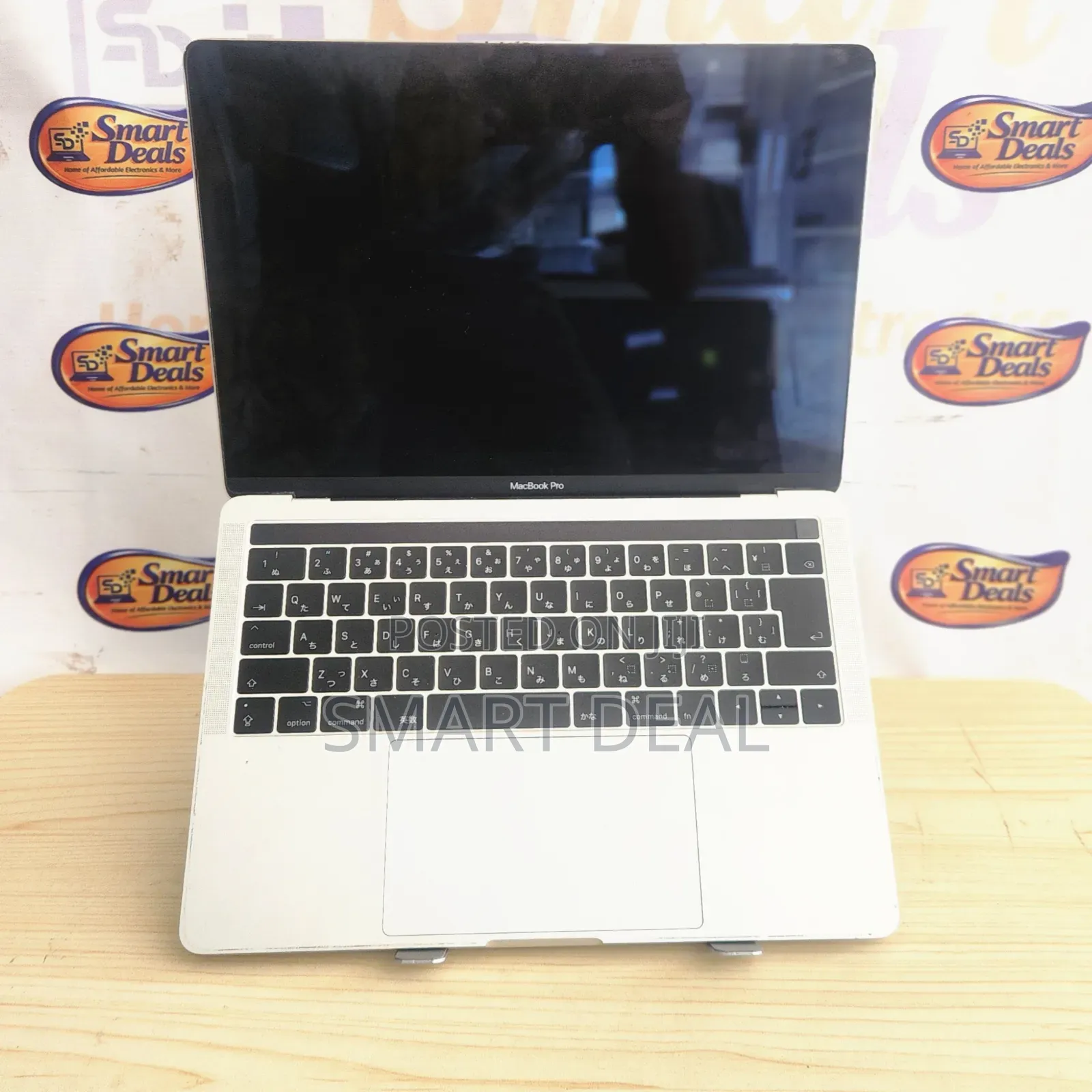 Laptop Apple MacBook Pro 2017 8GB Intel Core i5 SSD 256GB