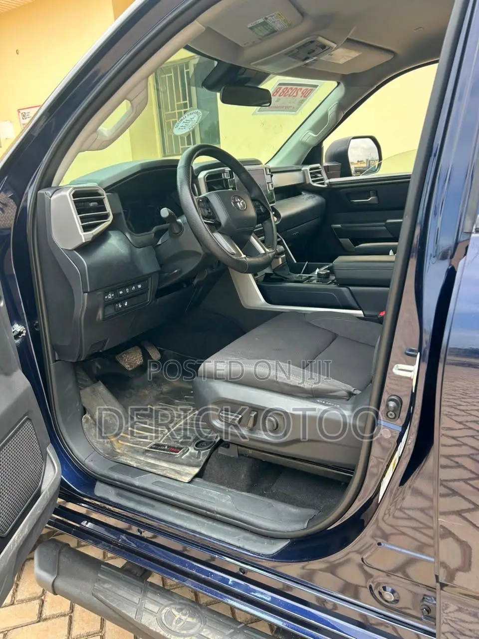 Toyota Tundra 2024 Blue