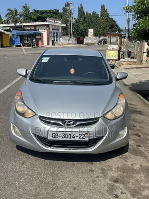 Hyundai Elantra Limited Sedan FWD (1.8L 4cyl 6A) 2013 Silver