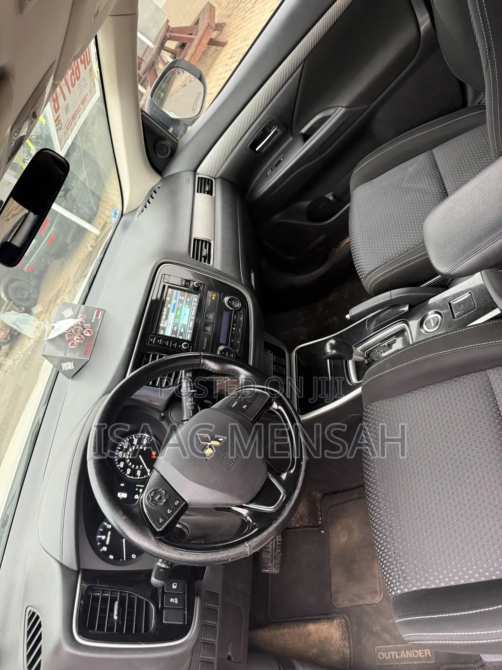 Mitsubishi Outlander 2017 White