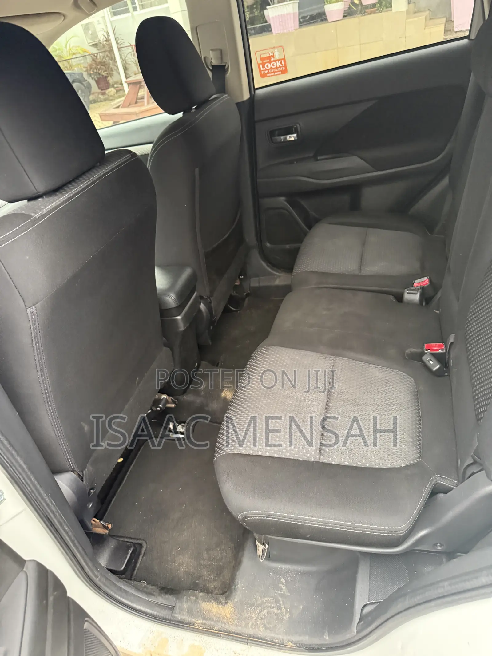 Mitsubishi Outlander 2017 White