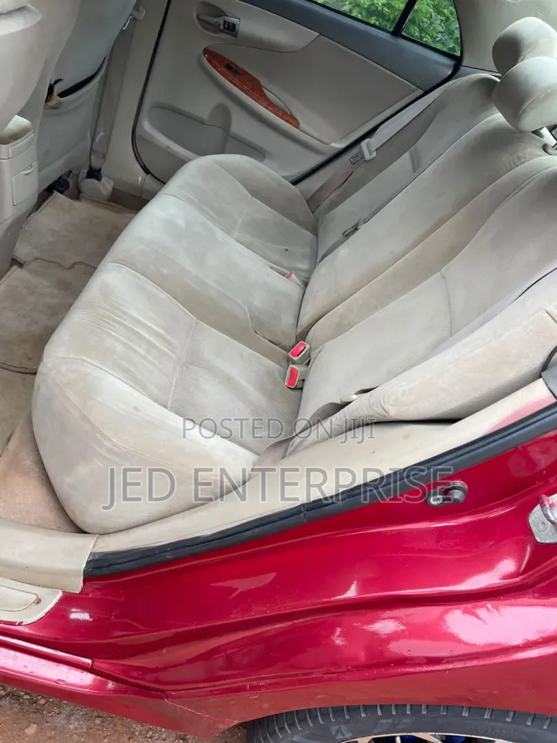 Toyota Corolla 2010 Red