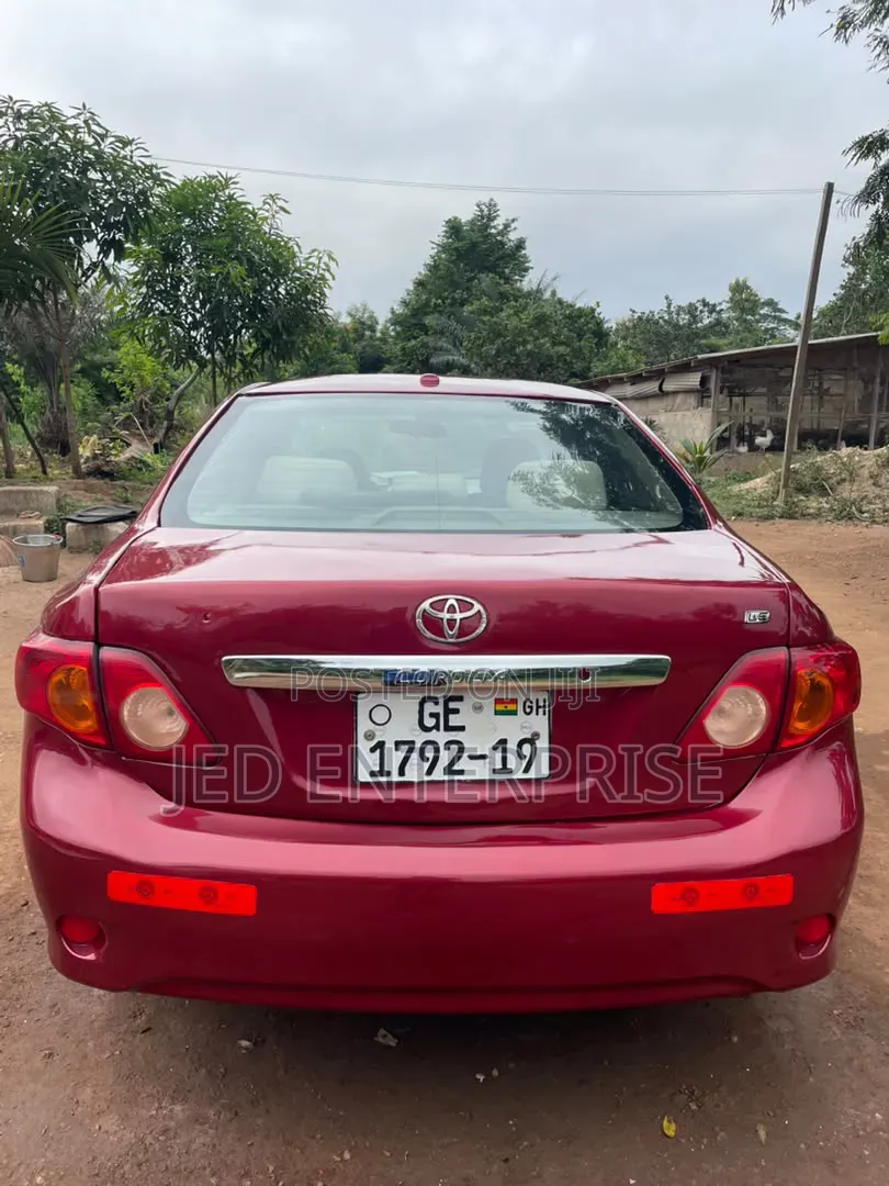 Toyota Corolla 2010 Red