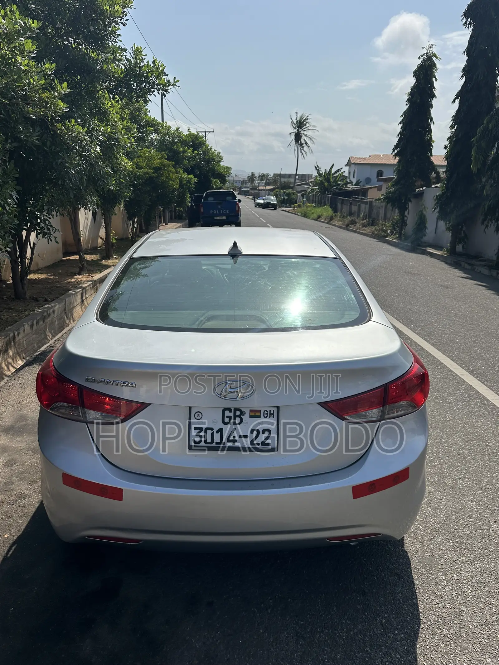 Hyundai Elantra Limited Sedan FWD (1.8L 4cyl 6A) 2013 Silver