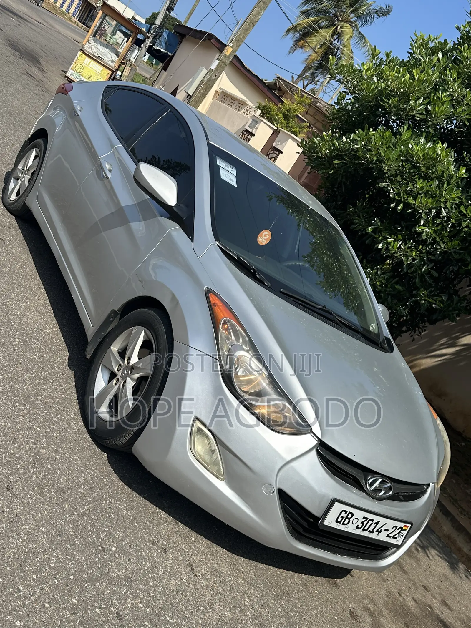 Hyundai Elantra Limited Sedan FWD (1.8L 4cyl 6A) 2013 Silver