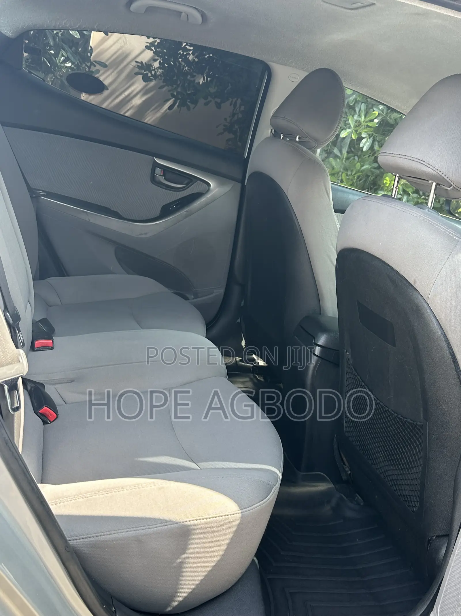 Hyundai Elantra Limited Sedan FWD (1.8L 4cyl 6A) 2013 Silver