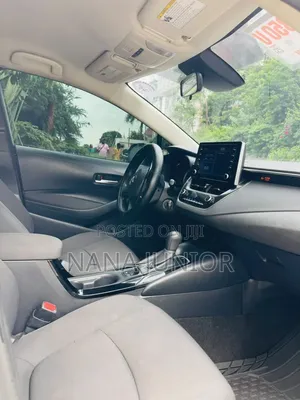 Toyota Corolla 2021 White