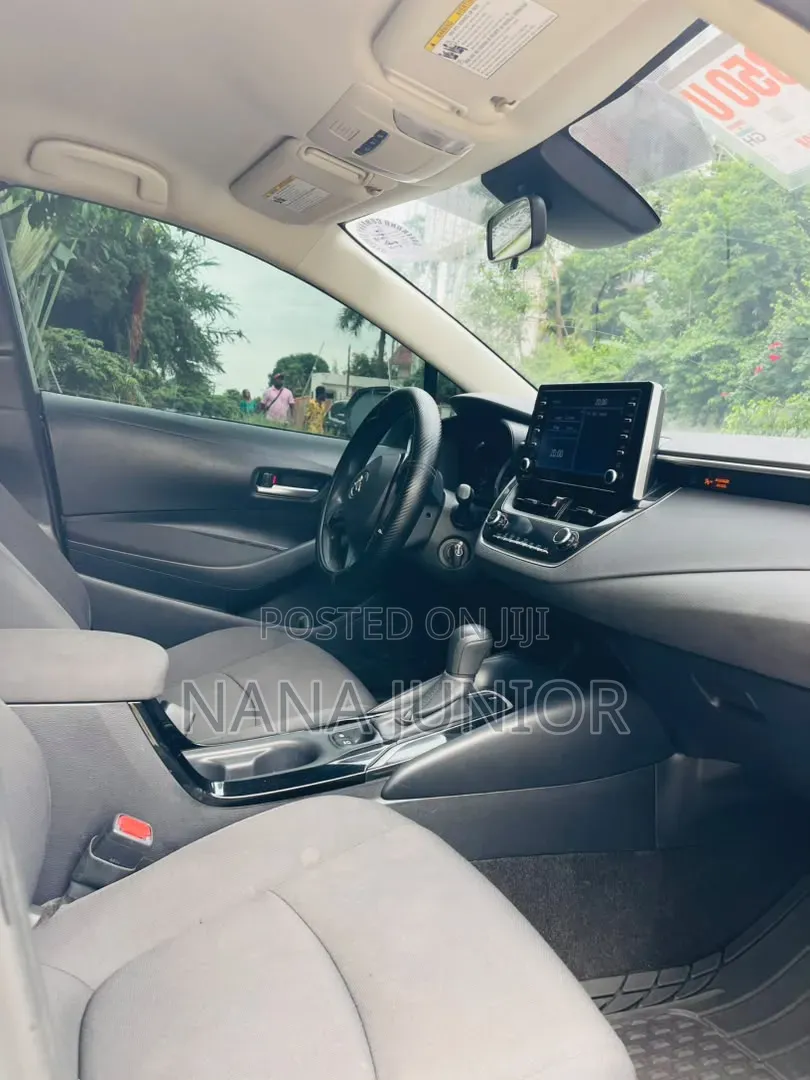Toyota Corolla 2021 White