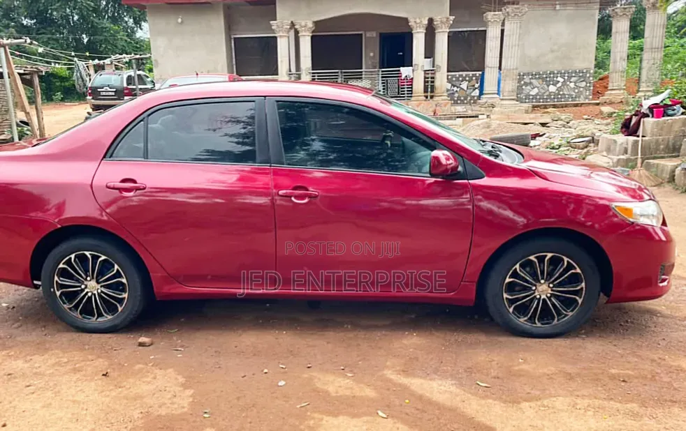 Toyota Corolla 2010 Red