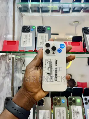 New Apple iPhone 15 Pro 128 GB White