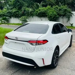 Toyota Corolla 2021 White