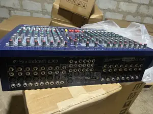 Soundcraft LX9 16 Channel Mixer