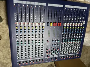 Soundcraft LX9 16 Channel Mixer