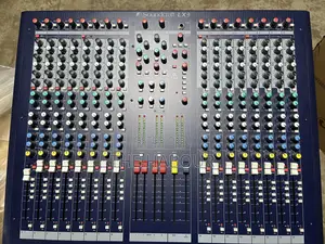 Soundcraft LX9 16 Channel Mixer