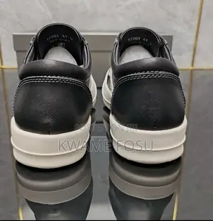 Rick Owen Low Top Sneaker Vans