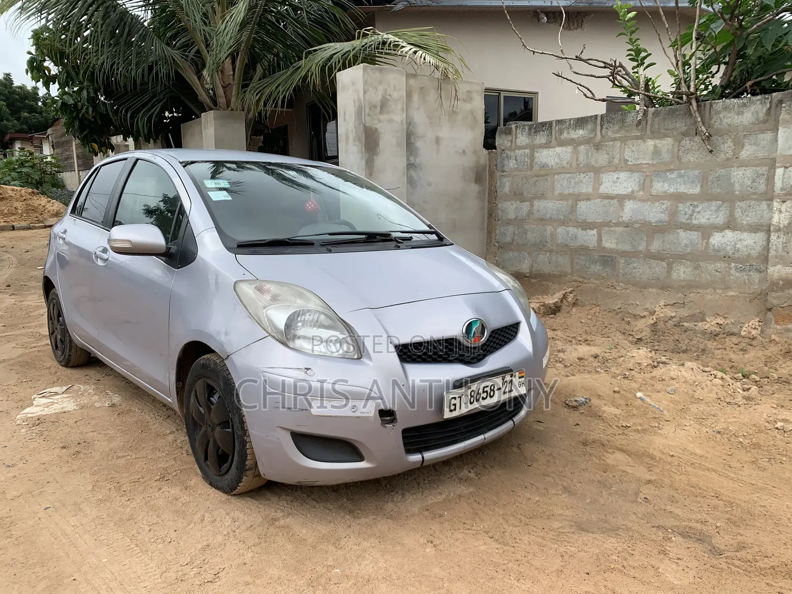 Toyota Vitz 2010