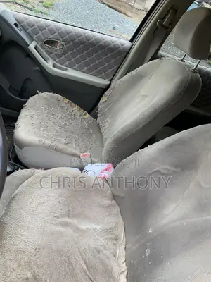 Toyota Vitz 2010