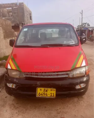 Toyota HiAce 2010 Red