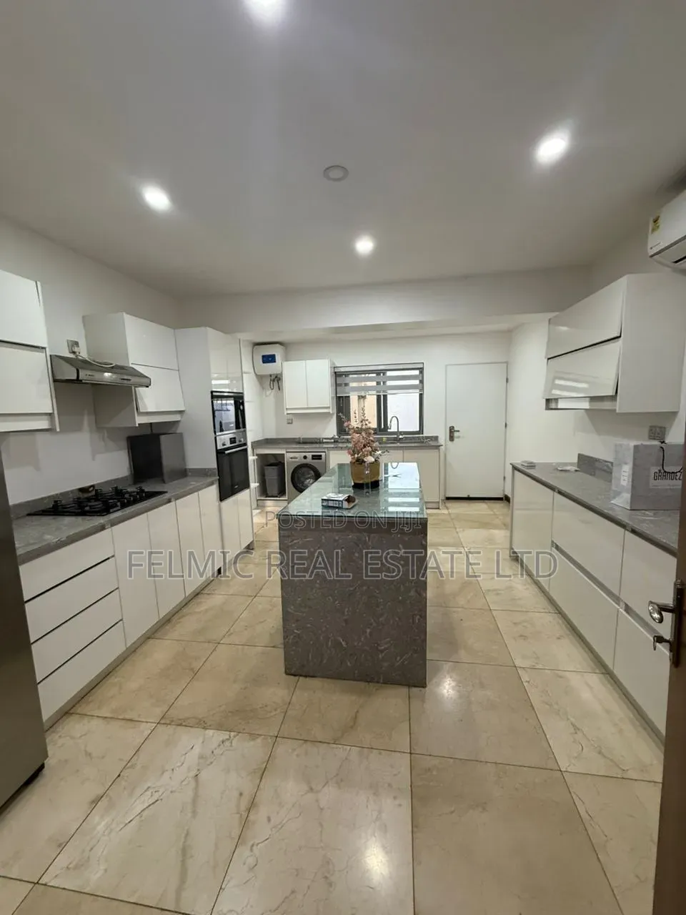 Furnished 4bdrm Duplex in Felmic Real Estate, Police Station for sale