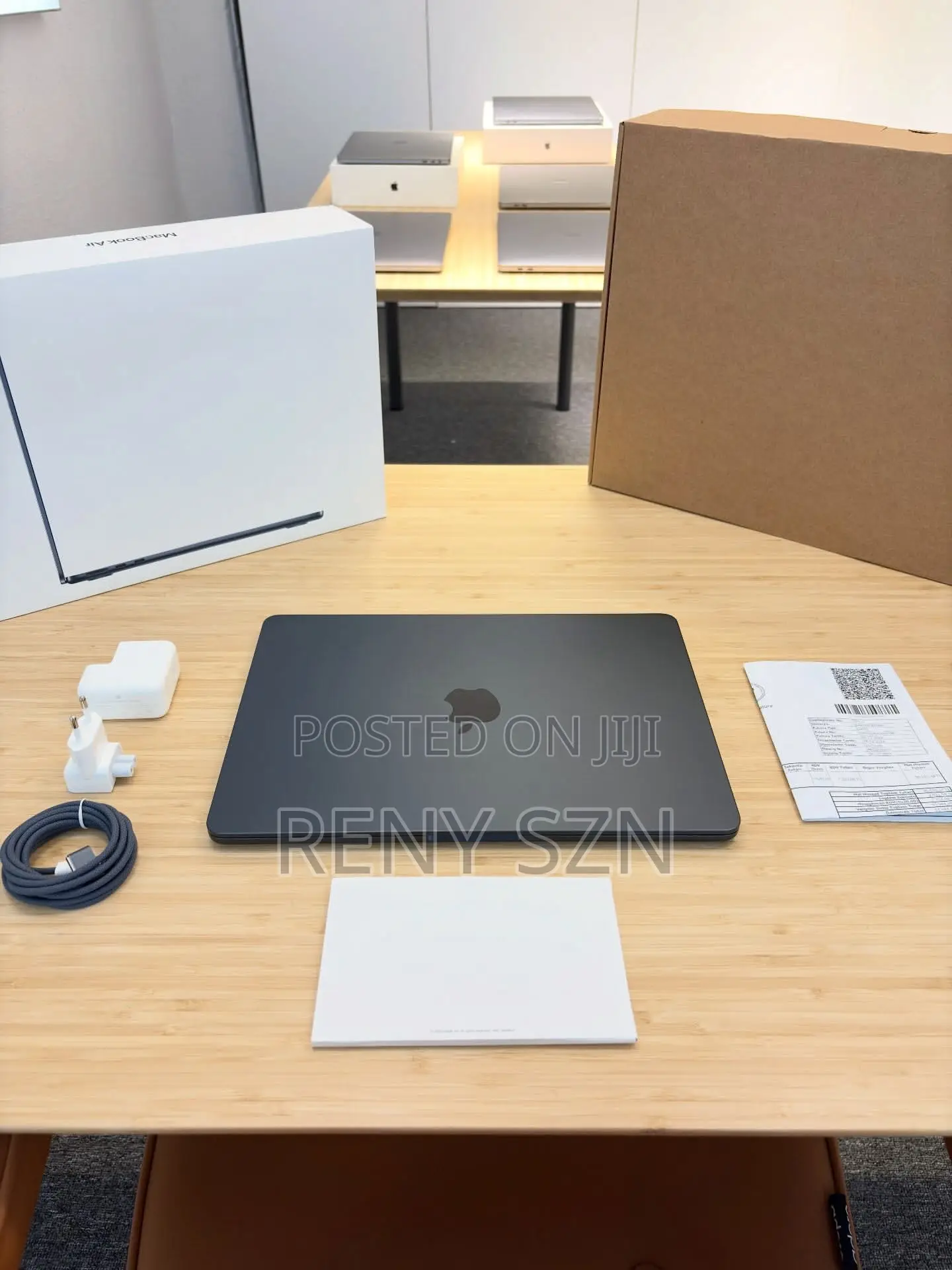 Laptop Apple MacBook Air 2025 M4 16GB Apple M4 SSD 256GB